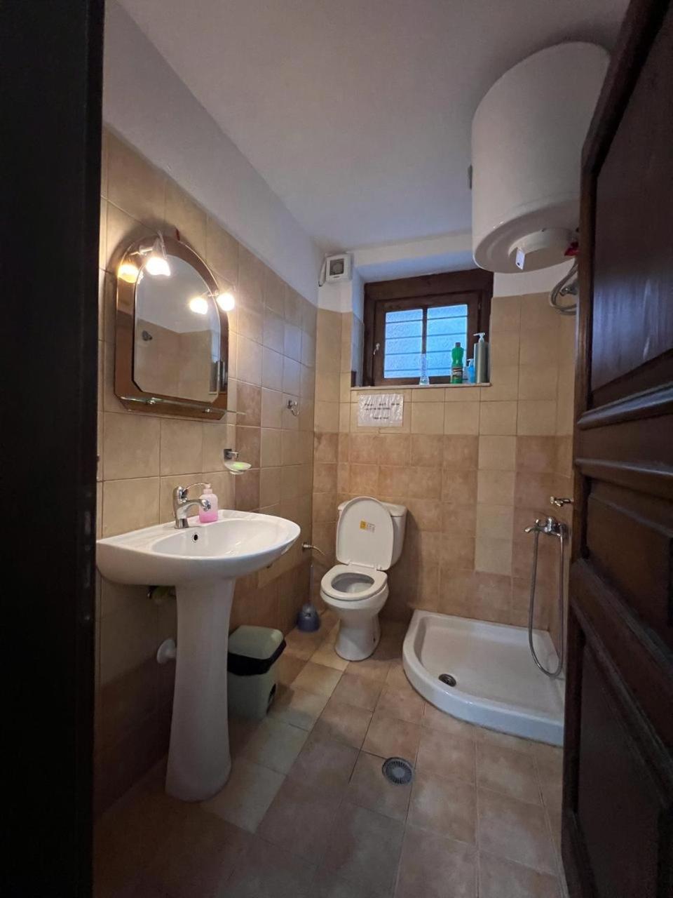 Hotel Pjetri House Berat Zewnętrze zdjęcie