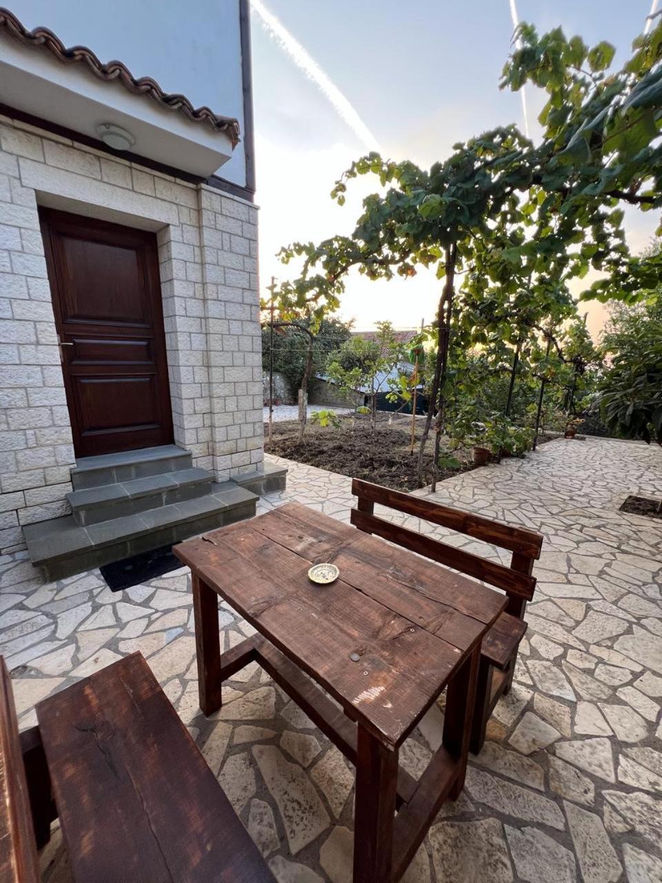Hotel Pjetri House Berat Zewnętrze zdjęcie