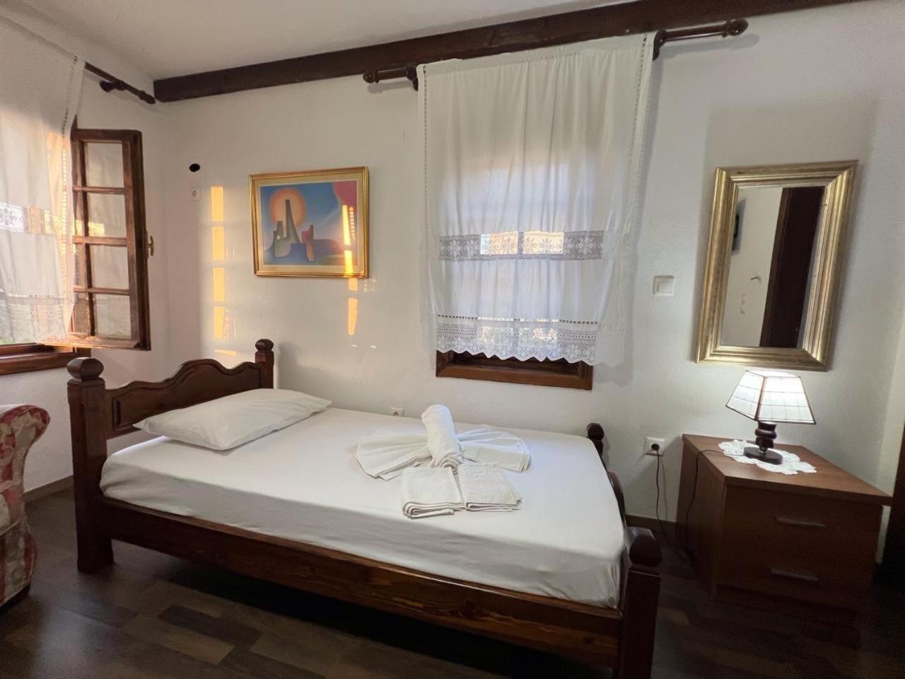 Hotel Pjetri House Berat Zewnętrze zdjęcie
