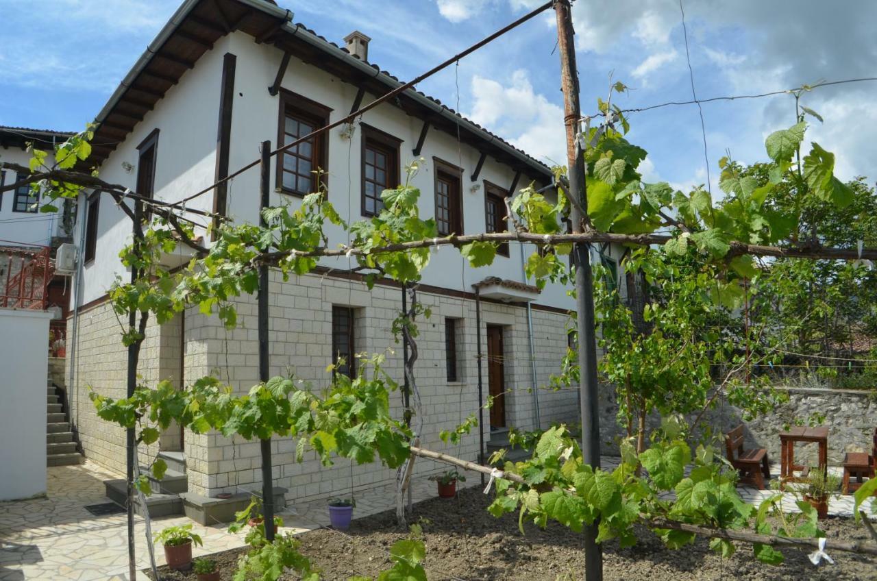 Hotel Pjetri House Berat Zewnętrze zdjęcie